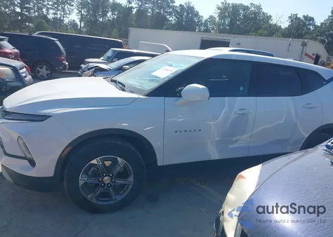 2025 Chevrolet Blazer Fwd 2Lt from USA, damaged, VIN 3GNKBCR45SS201681